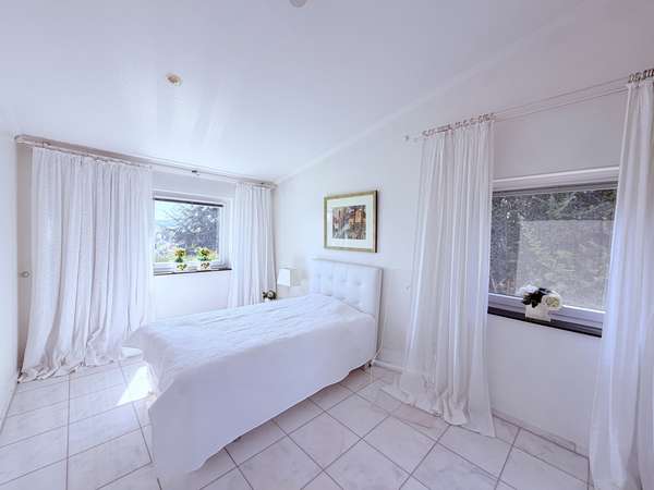 Schlafzimmer 2, Bild 1