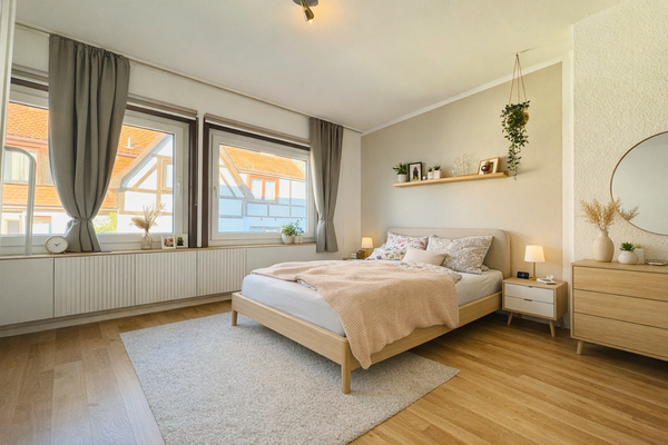Schlafzimmer (KI-Einrichtungsbeispiel)