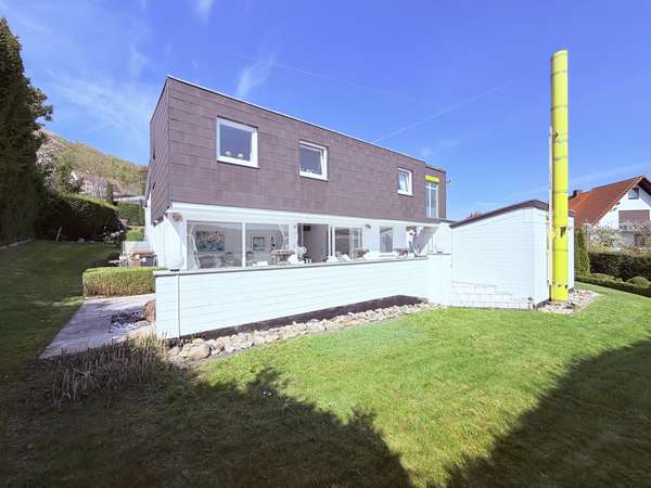 Garten vor Terrasse