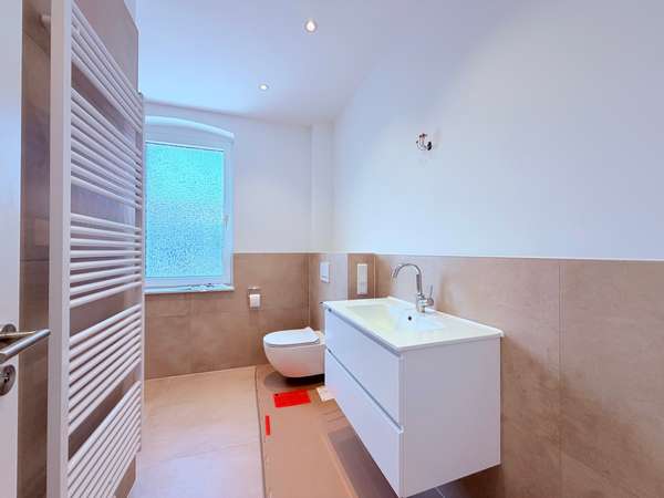 Badezimmer, Bild 1