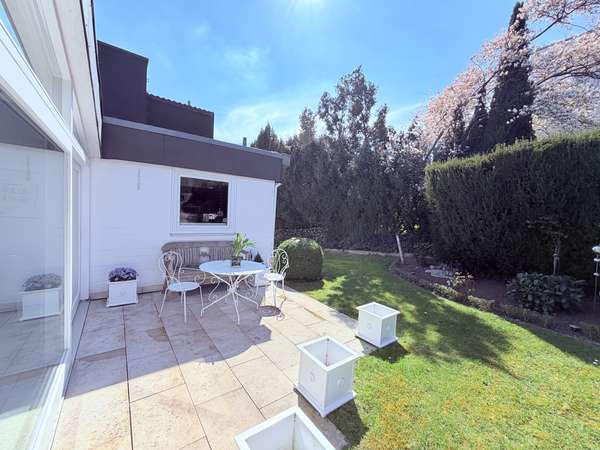 Terrasse 2 vor Esszimmer