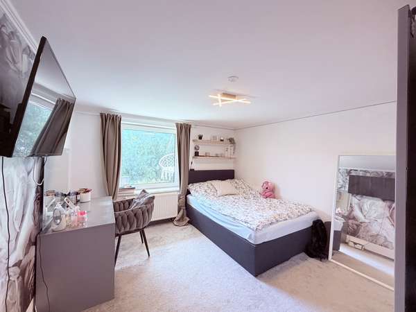 Schlafzimmer 3, Gartengeschoss