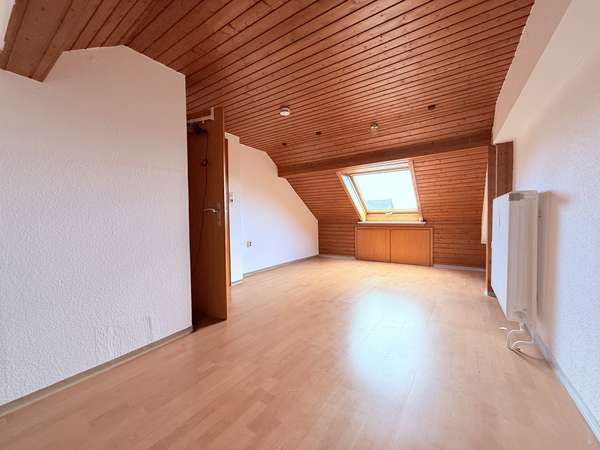 Schlafzimmer 4, DG