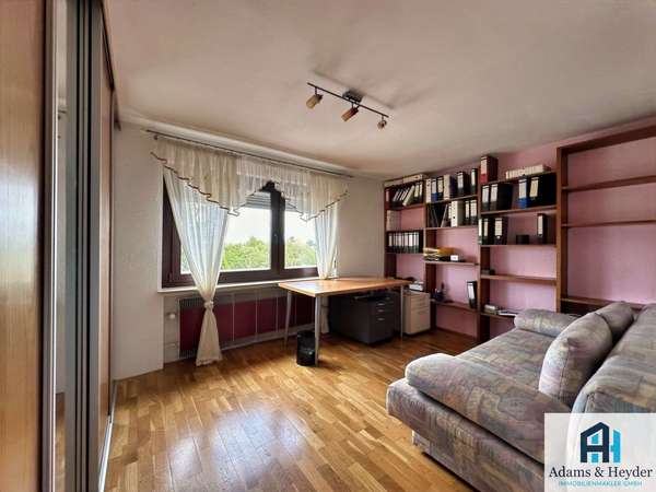 Schlafzimmer 2 EG
