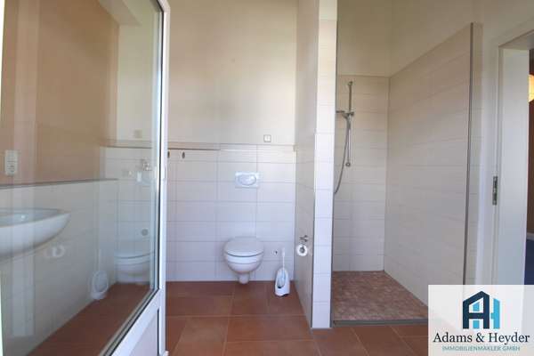 Badezimmer1,  1. OG