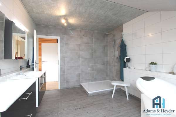 Badezimmer, Bild 2