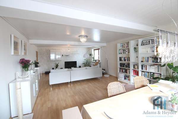 Haus 2 - Wohnzimmer EG, Bild 2