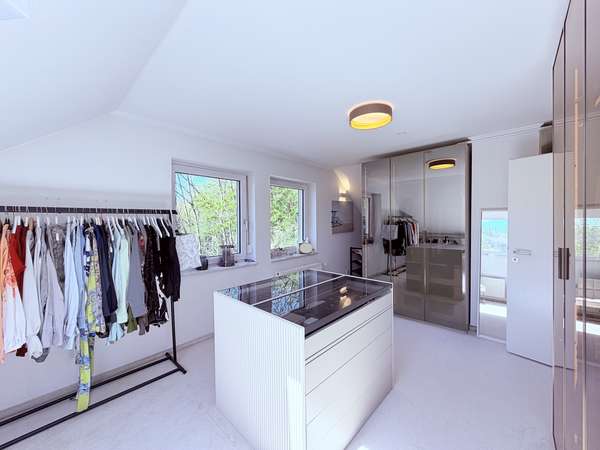 Ankleidezimmer OG, Bild 2