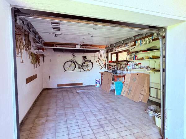Beheizte Garage