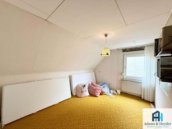Schlafzimmer 4 (DG)