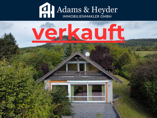 Verkauft! Teilsaniertes Einfamilienhaus mit idyllischem Garten