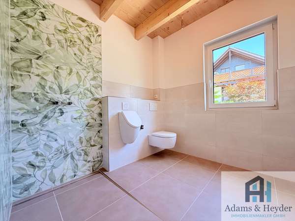 Badezimmer, EG, Bild1