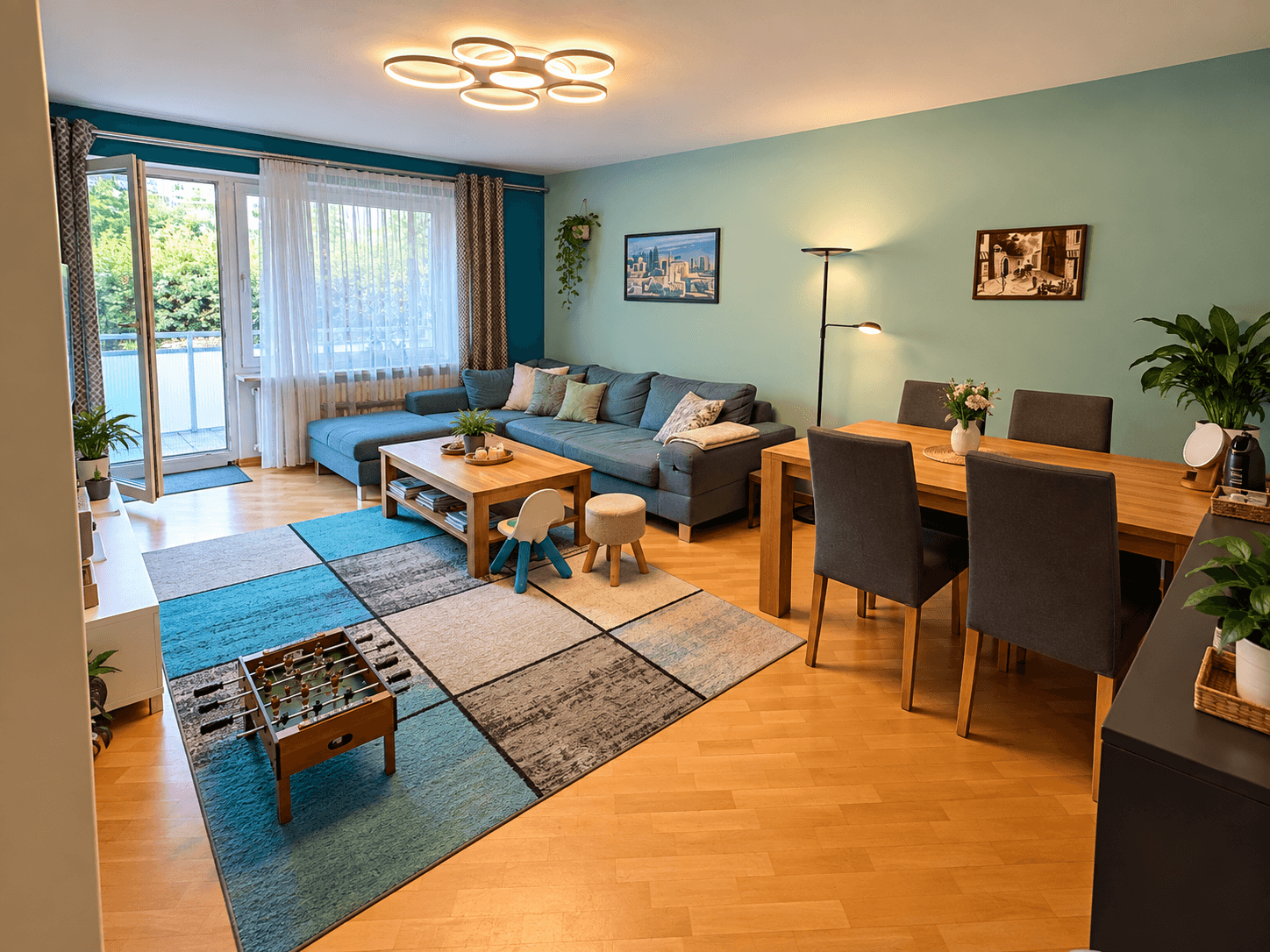 München-Solln: Attraktive 3-Zimmer-Wohnung mit zwei Balkonen und großzügigem Garten – Vorschaubild 2
