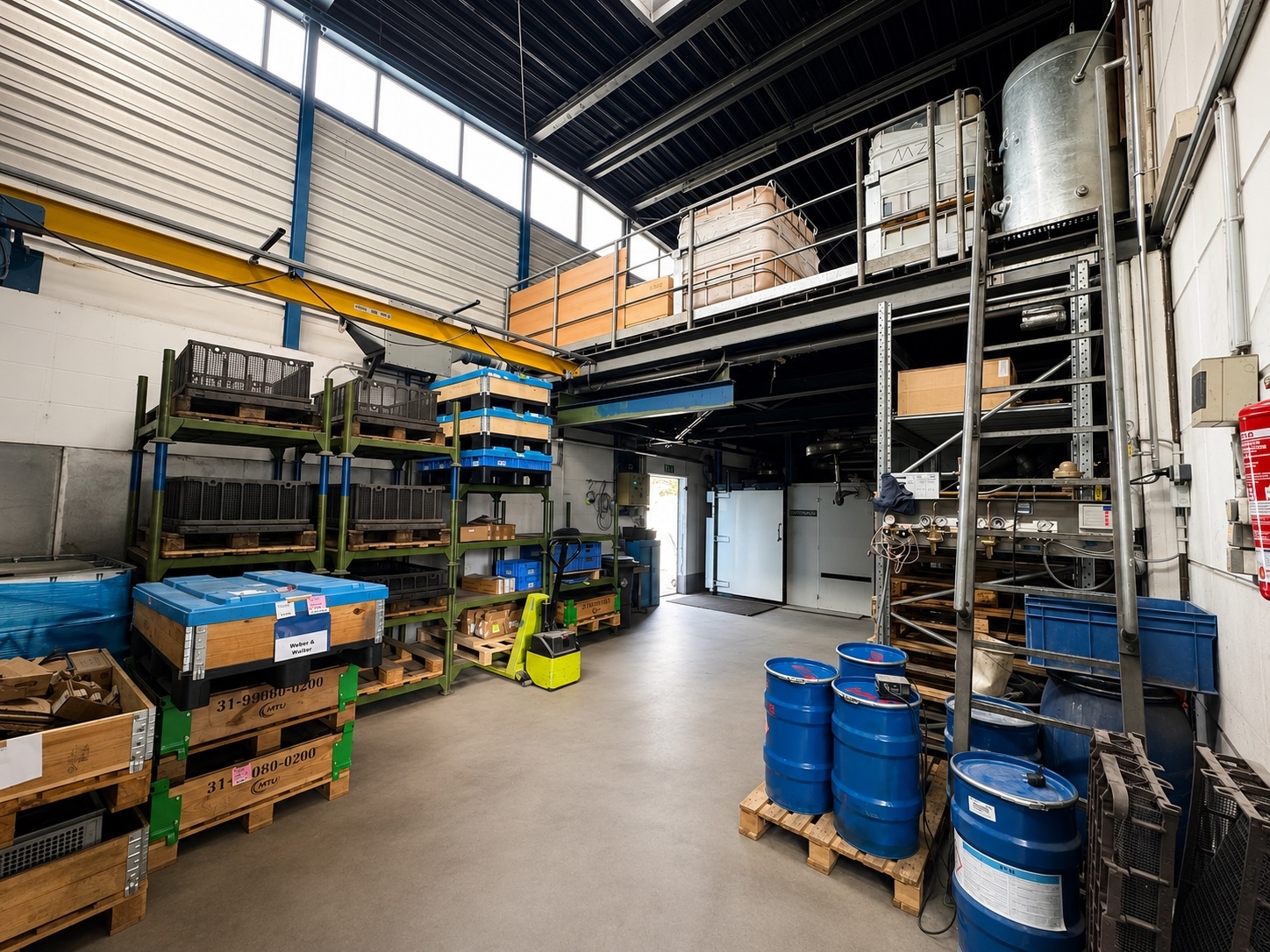 Attraktive Gewerbeimmobilie mit Hallen-, Büroflächen und Betriebsleiterwohnung zu verkaufen! – Vorschaubild 8