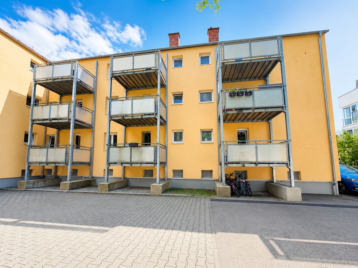 Klasse 3-Zimmer Wohnung in Augsburg / Pfersee zu verkaufen! – Vorschaubild 2