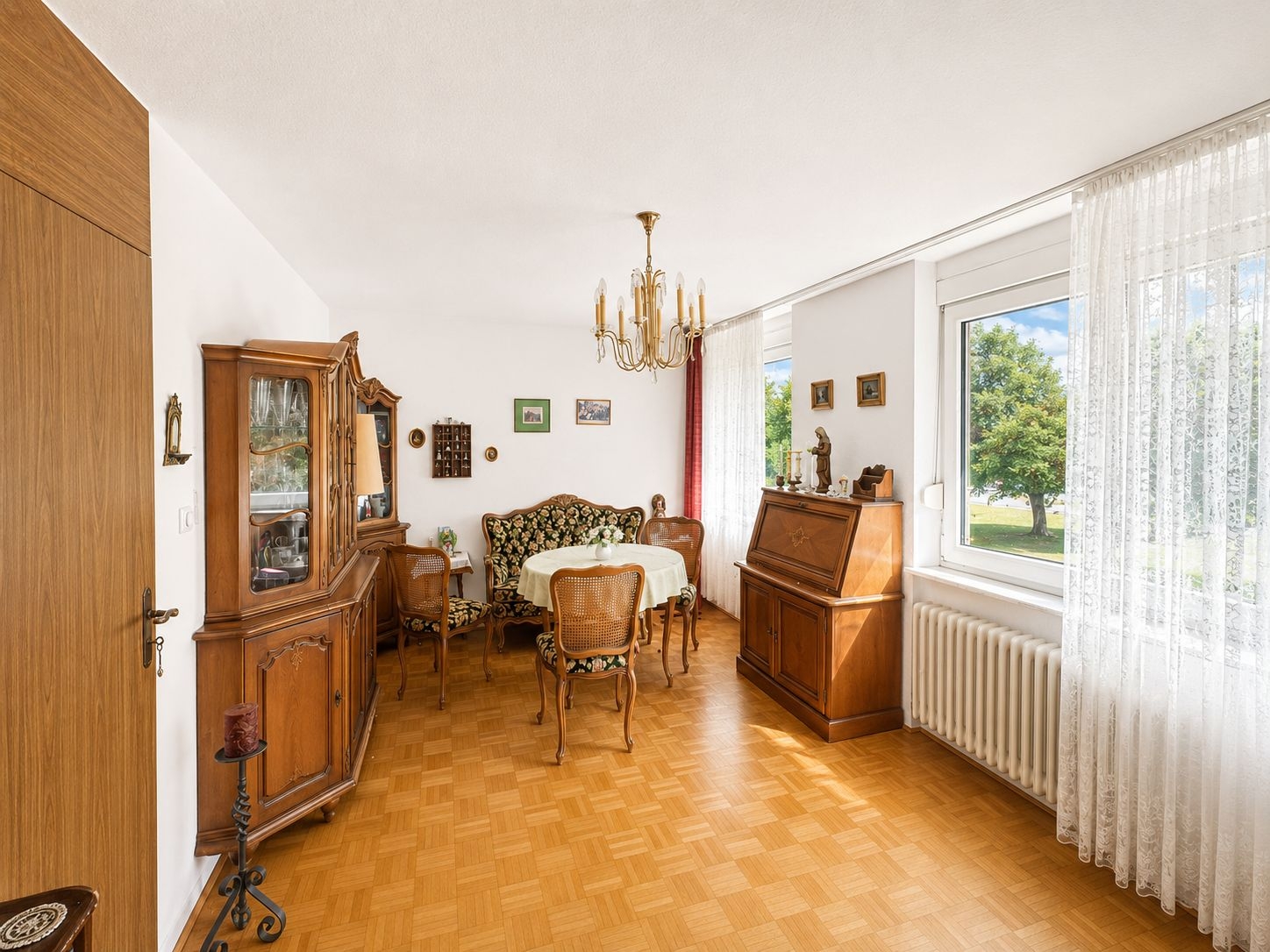 Reiheneckhaus mit großem Grundstück und viel Potenzial in begehrter Lage von Obermenzing – Vorschaubild 10