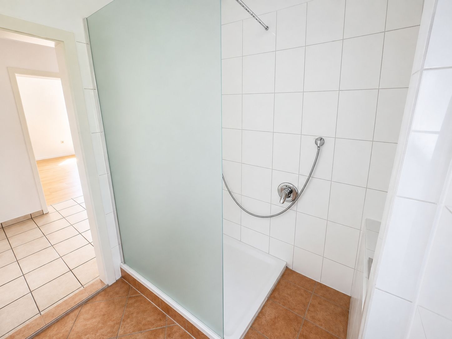 Ideal für Unternehmen – funktionales Dreiparteienhaus als Arbeiter- bzw. Monteursunterkunft – Vorschaubild 11