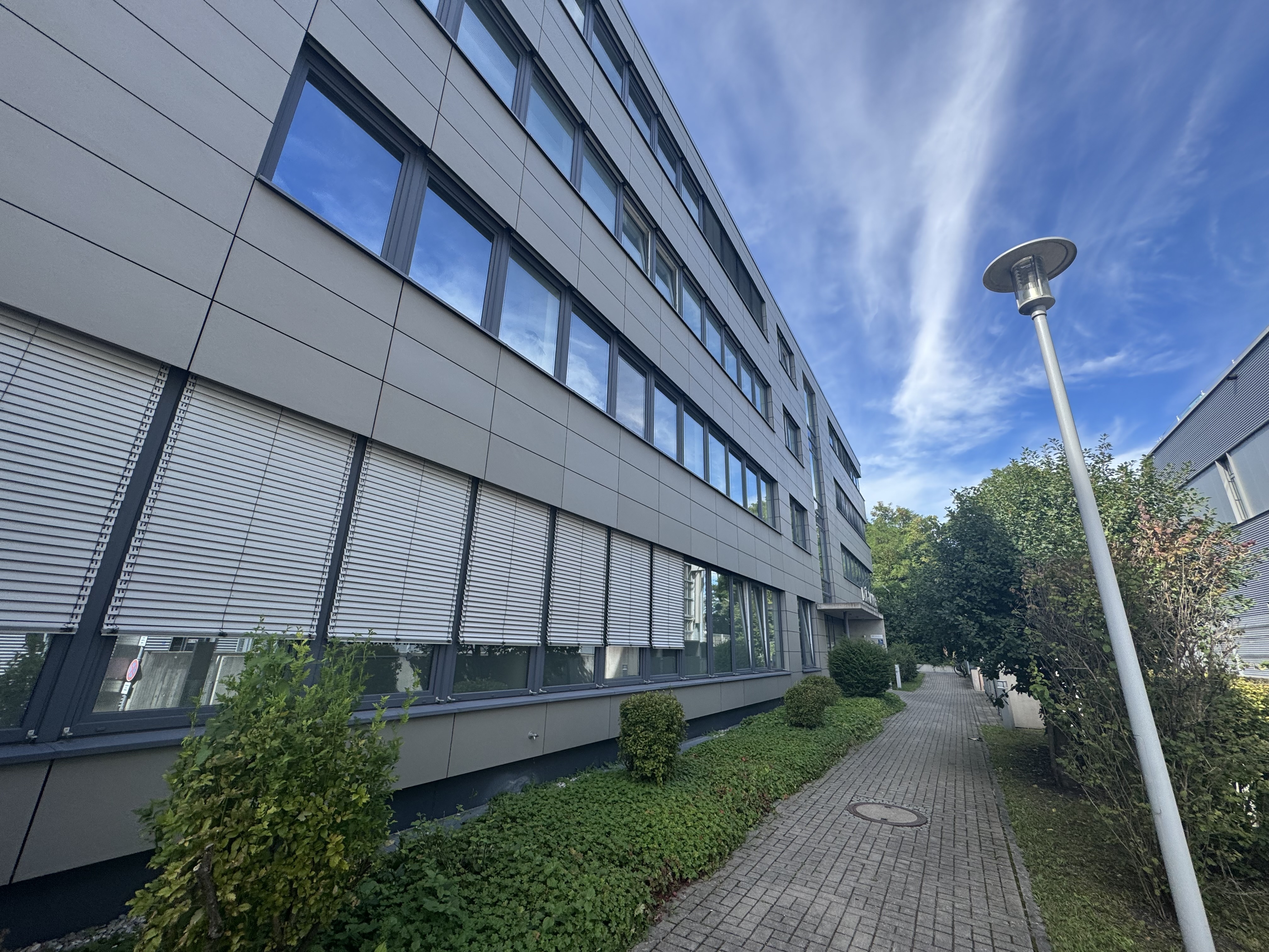 Ihr neues Büro: modern, funktional und repräsentativ zugleich – Vorschaubild 3