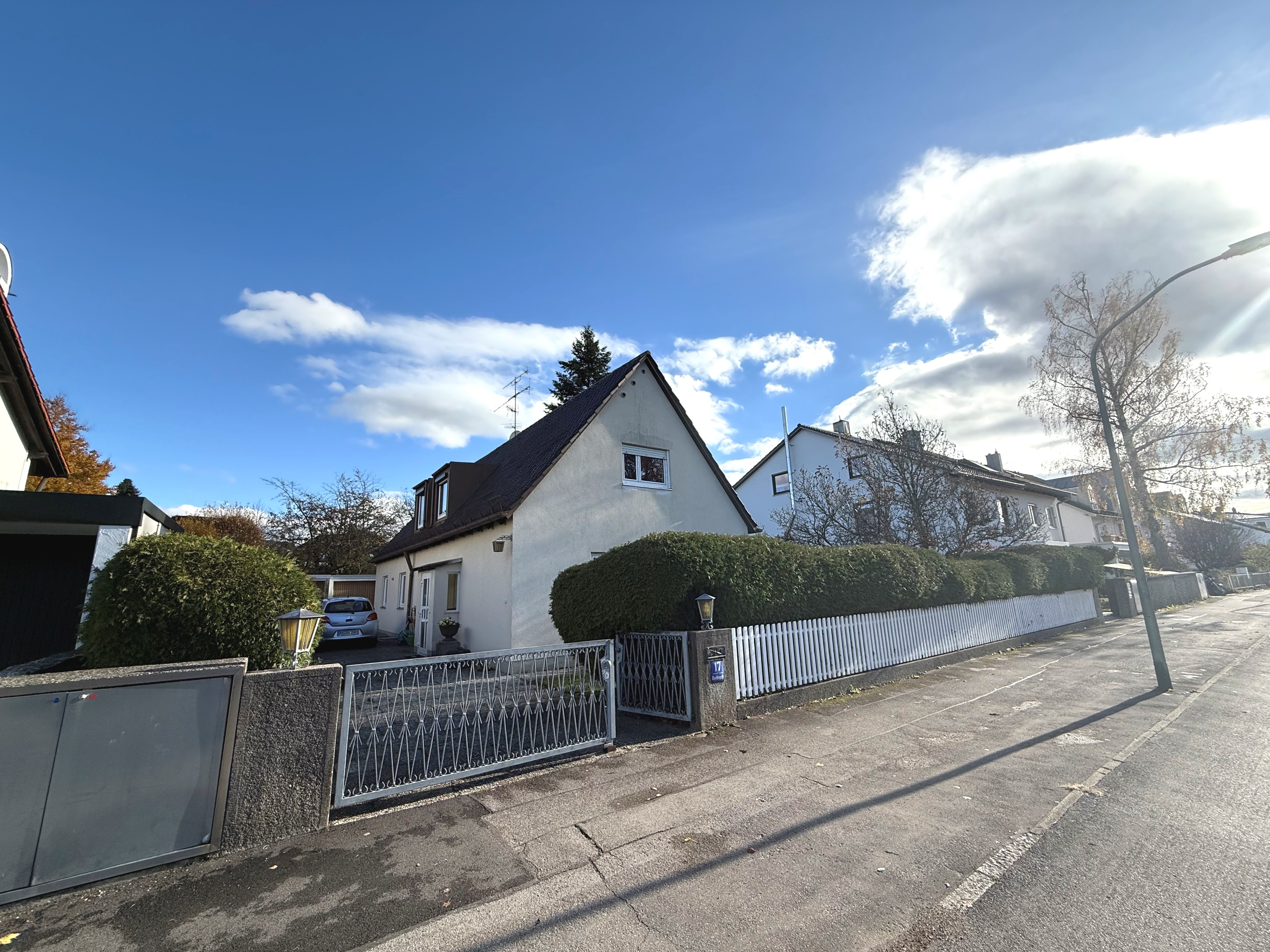 Wunderschönes Baugrundstück für ein Mehrfamilienhaus in absoluter Bestlage von München-Harlaching – Vorschaubild 2