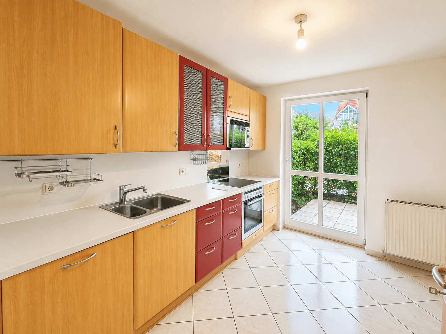 Ab sofort - Wohnen wie im eigenen Haus – Großzügige Maisonette mit Terrassen & Tiefgaragenzugang – Vorschaubild 3