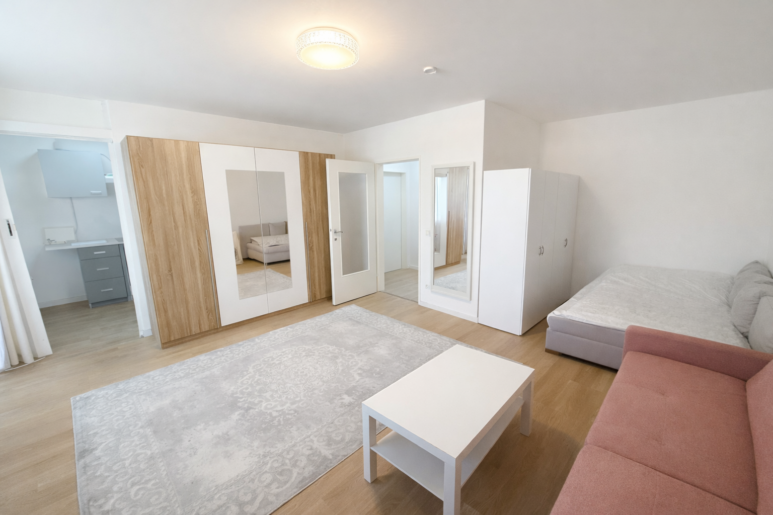 Selbstbezug oder Kapitalanlage - Gut geschnittenes Erdgeschoss Appartement in guter Lage von Dachau – Vorschaubild 2
