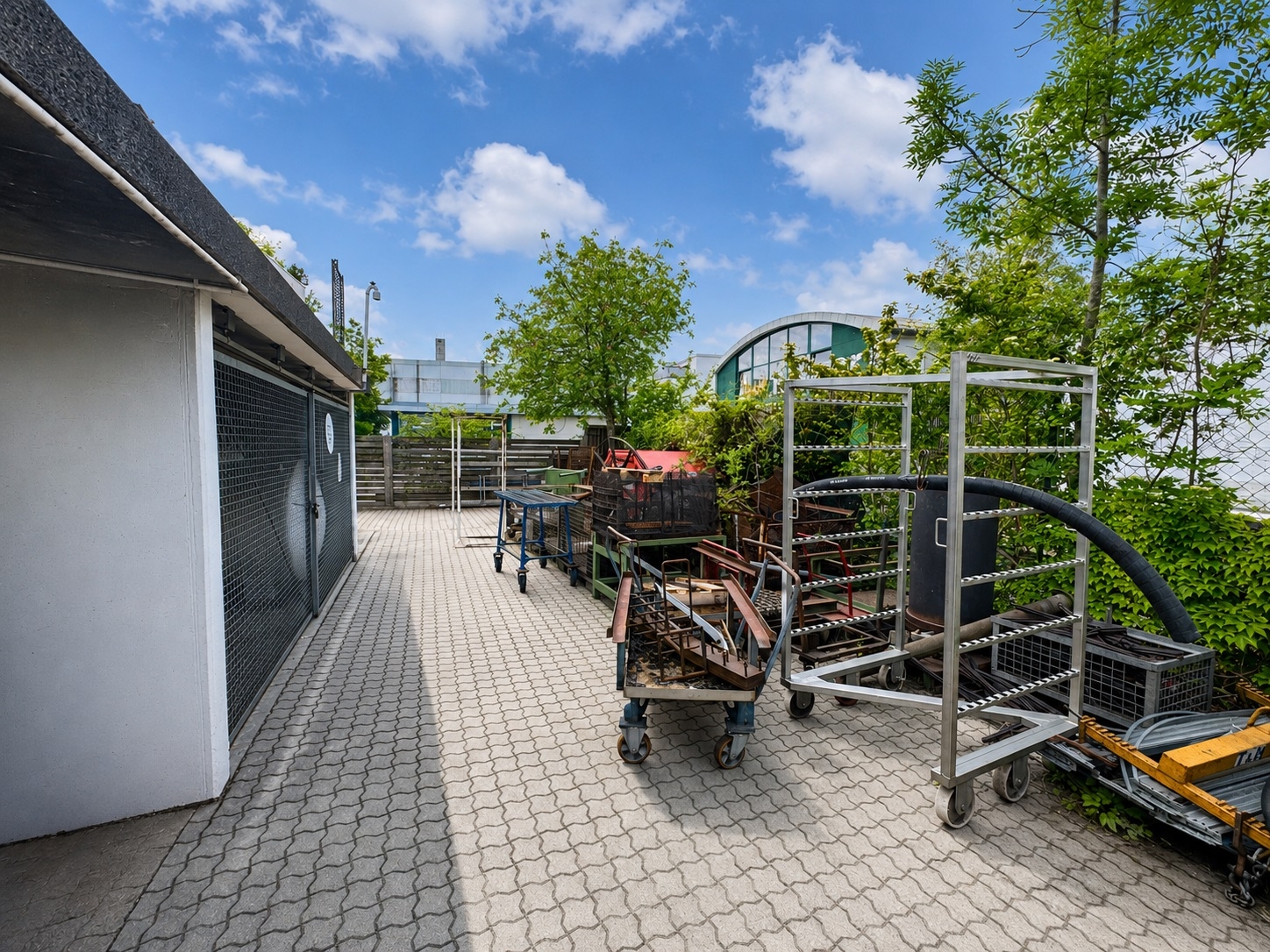 Attraktive Gewerbeimmobilie mit Hallen-, Büroflächen und Betriebsleiterwohnung zu verkaufen! – Vorschaubild 16