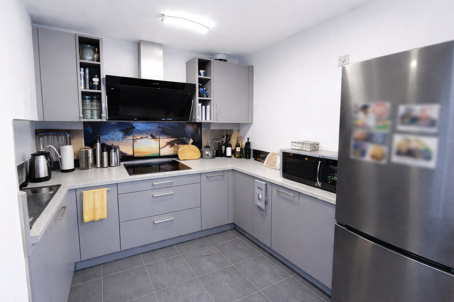 Moderne 4-Zimmer-Wohnung mit Balkon & Stellplätzen – solide vermietet! – Vorschaubild 4