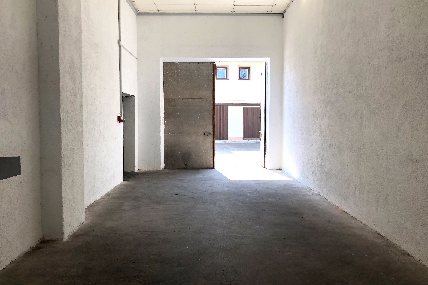 ca. 400m² große Lagerhalle in Karlsfeld zur vermieten! – Vorschaubild 7
