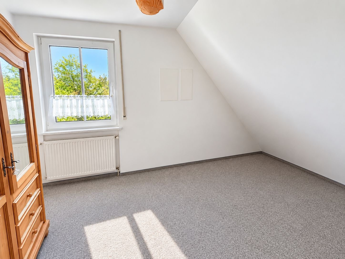 Charmante Dachgeschosswohnung in Dachau zu verkaufen! – Vorschaubild 12