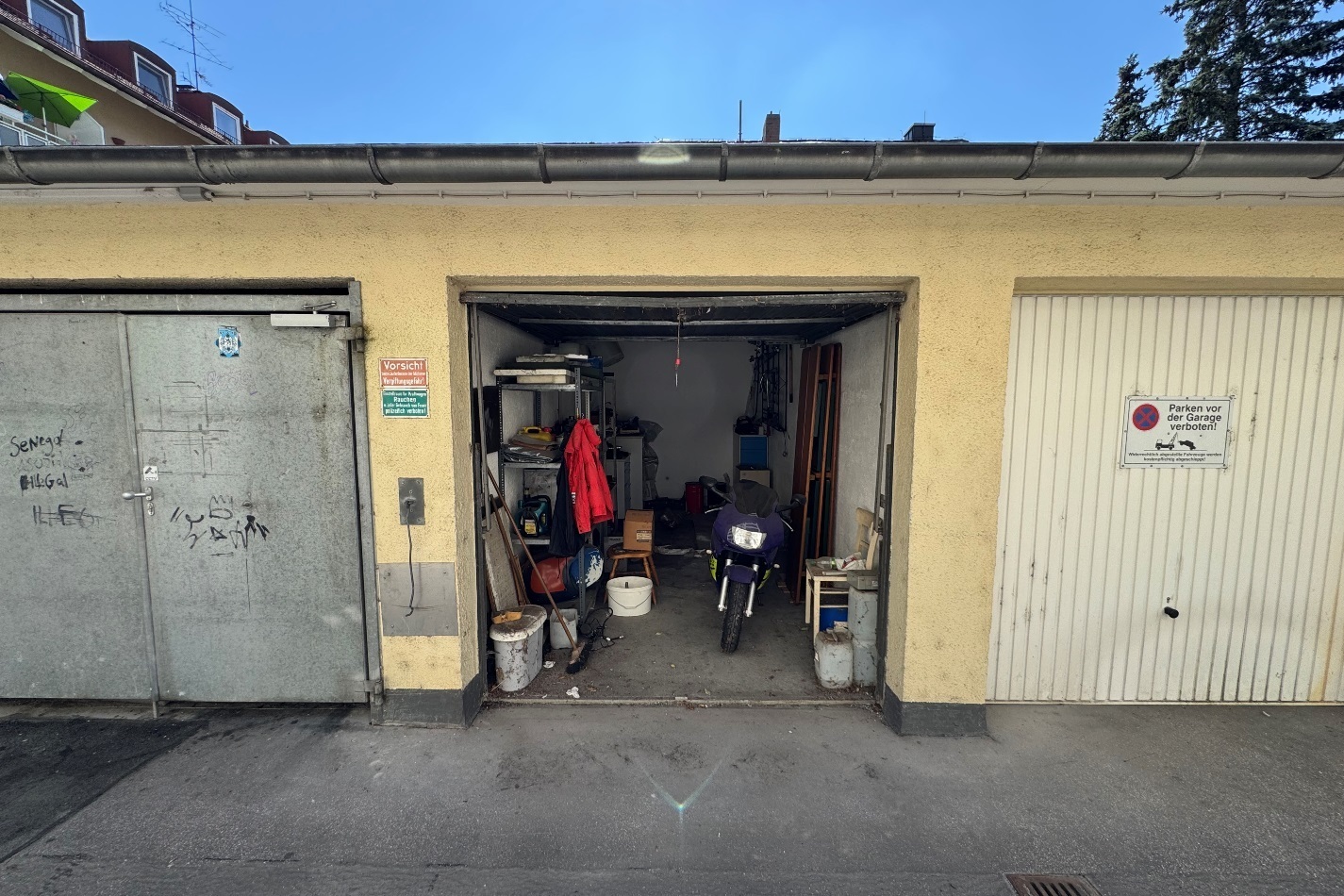 PKW-Einzelgarage zu verkaufen / Nähe Bahnhof Moosach ! – Vorschaubild 3