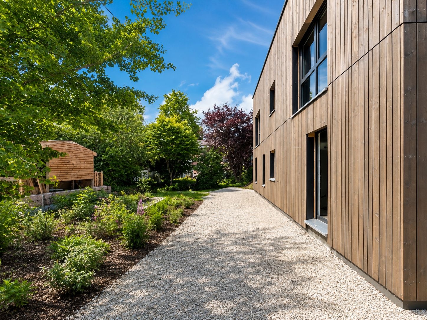 Dachau neu erleben: Stilvoller Neubau mit Sonnenterrasse & eigenem Garten – Vorschaubild 2