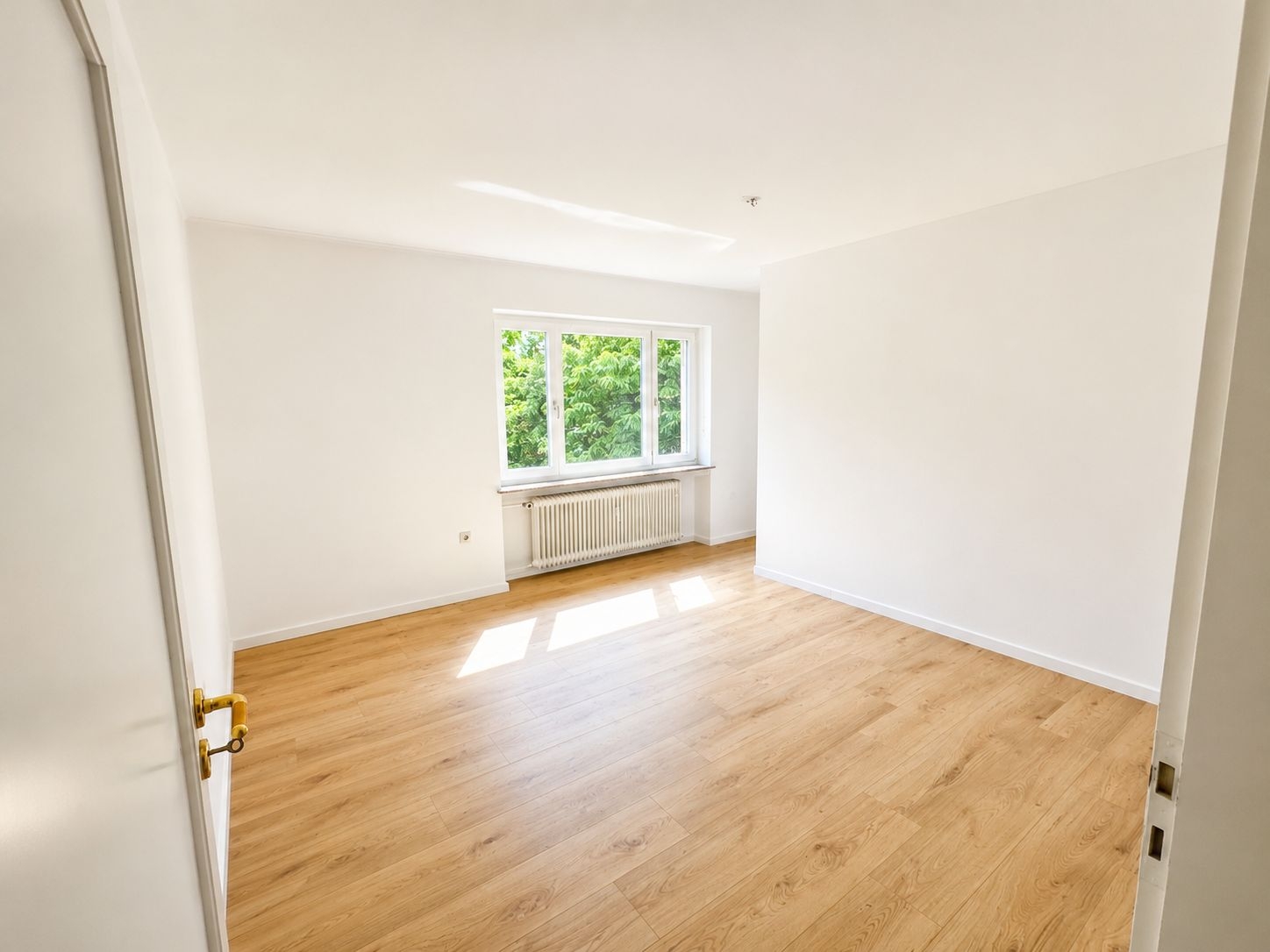 Ideal für Unternehmen – funktionales Dreiparteienhaus als Arbeiter- bzw. Monteursunterkunft – Vorschaubild 5