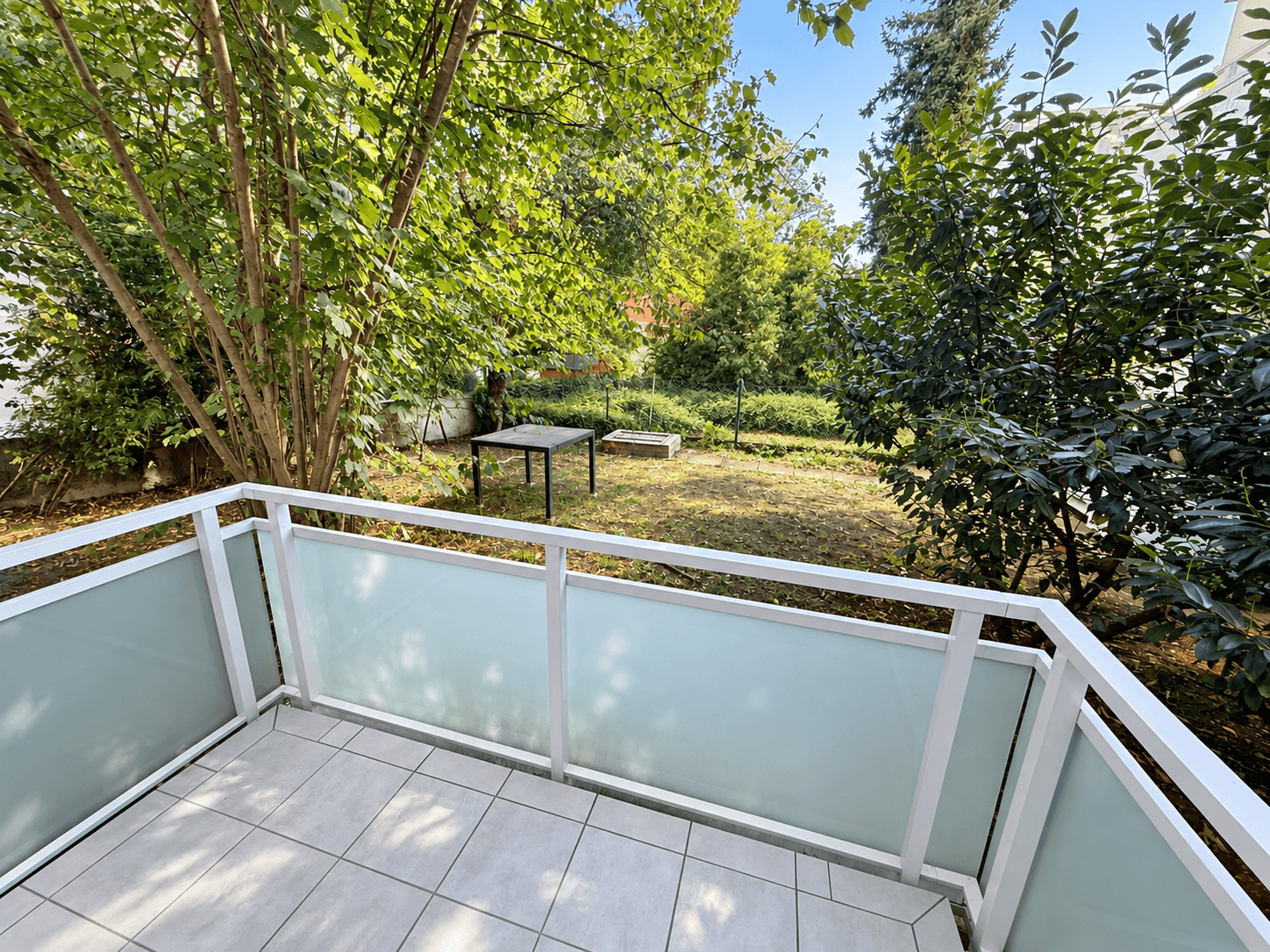 München-Solln: Attraktive 3-Zimmer-Wohnung mit zwei Balkonen und großzügigem Garten – Vorschaubild 6