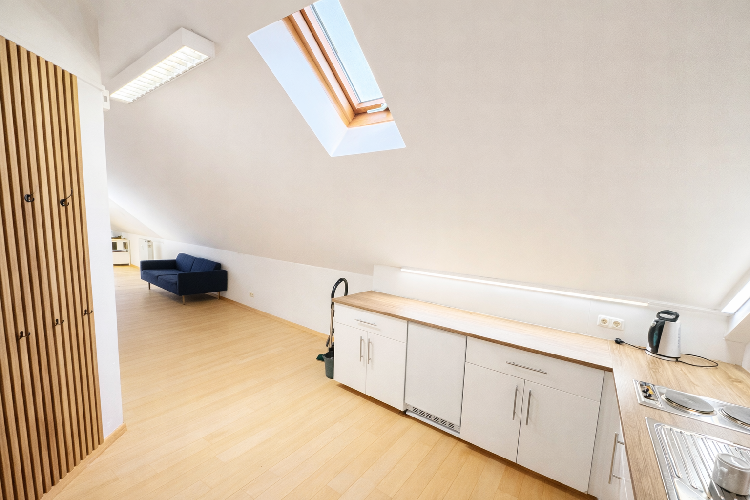 Toplage Karlsfeld! Büro-/ Ausstellungs-/ Schulungsräume zu vermieten! – Vorschaubild 7