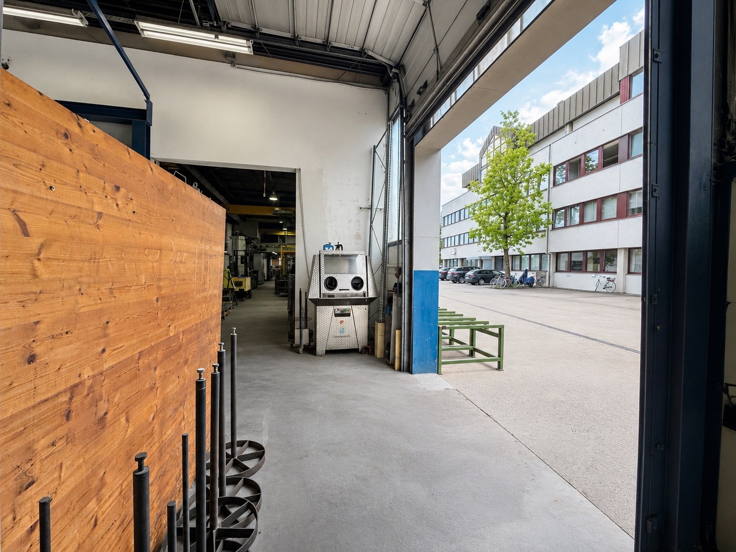 Attraktive Gewerbeimmobilie mit Hallen-, Büroflächen und Betriebsleiterwohnung zu verkaufen! – Vorschaubild 14