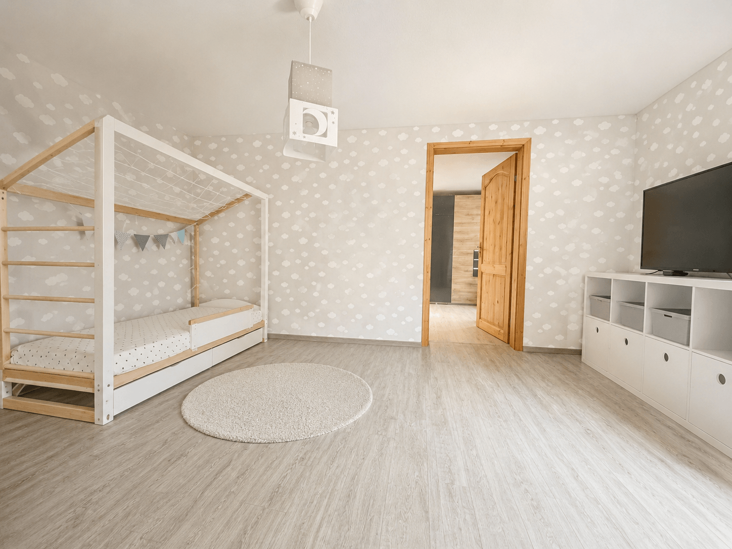 Schlafzimmer 2
