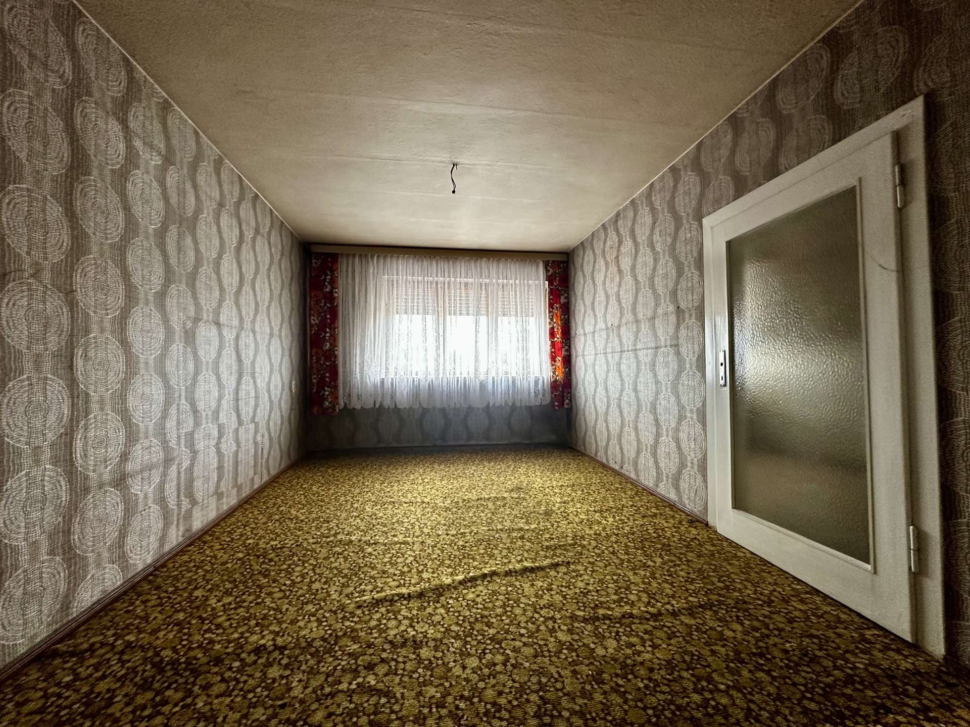 großes Zimmer Obergeschoss