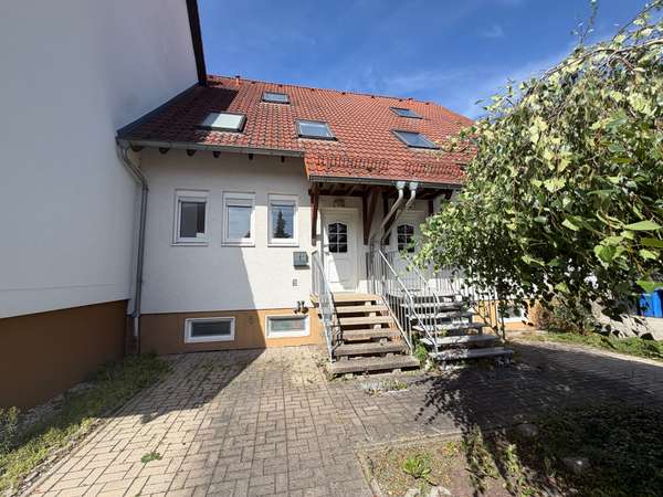 Familienglück mit Garten & viel Platz – gepflegtes Reihenhaus mit großem Dachstudio