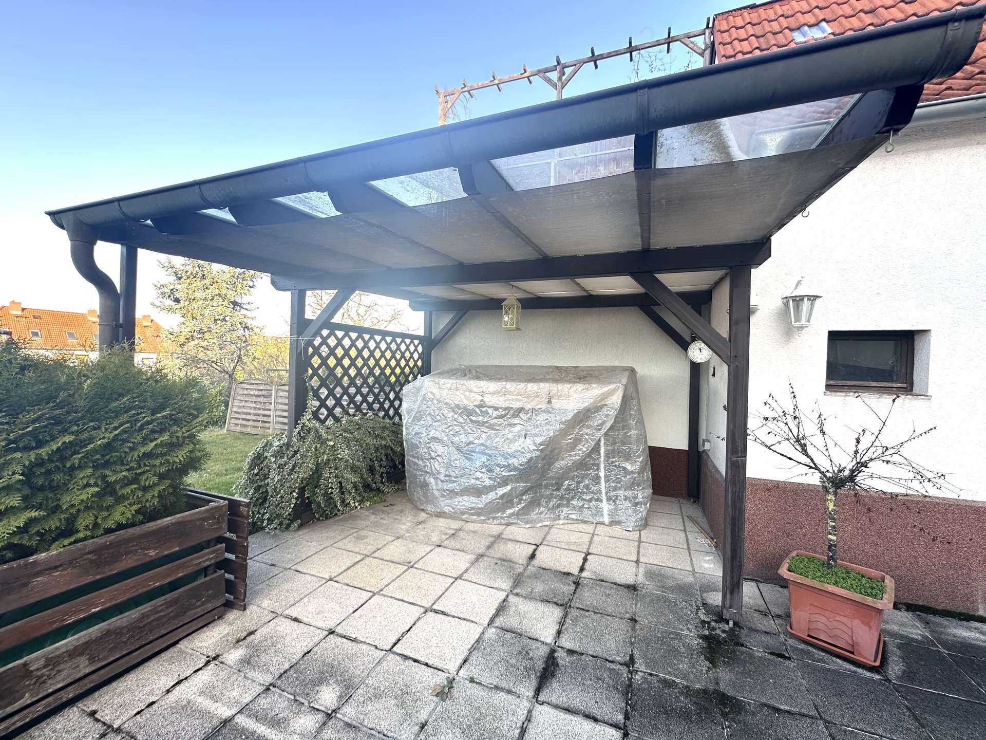 Überdachte Terrasse