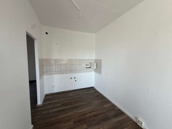Frisch renovierte 3-Zimmer-Wohnung mit Balkon