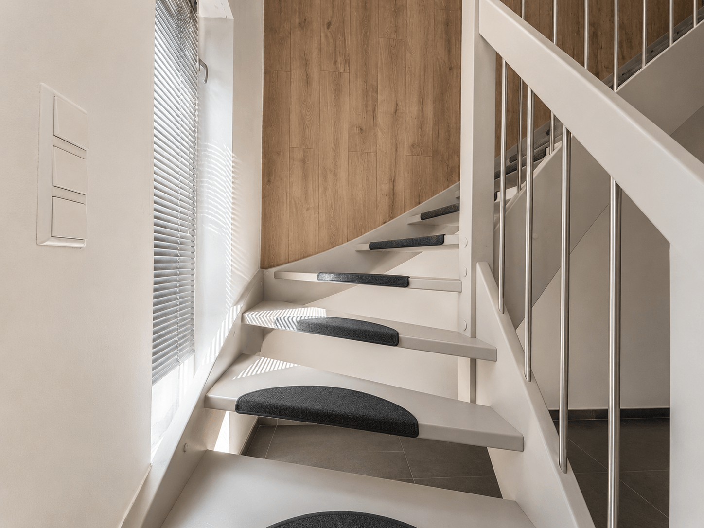 Treppe zum Obergeschoss