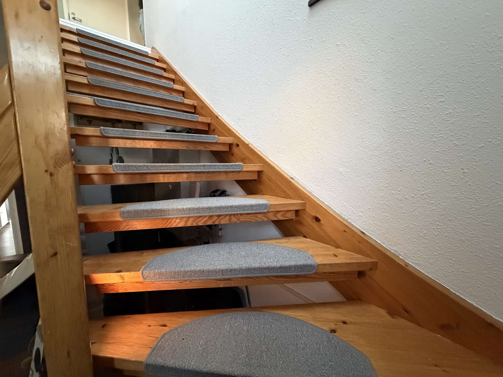 Treppe zum Obergeschoss