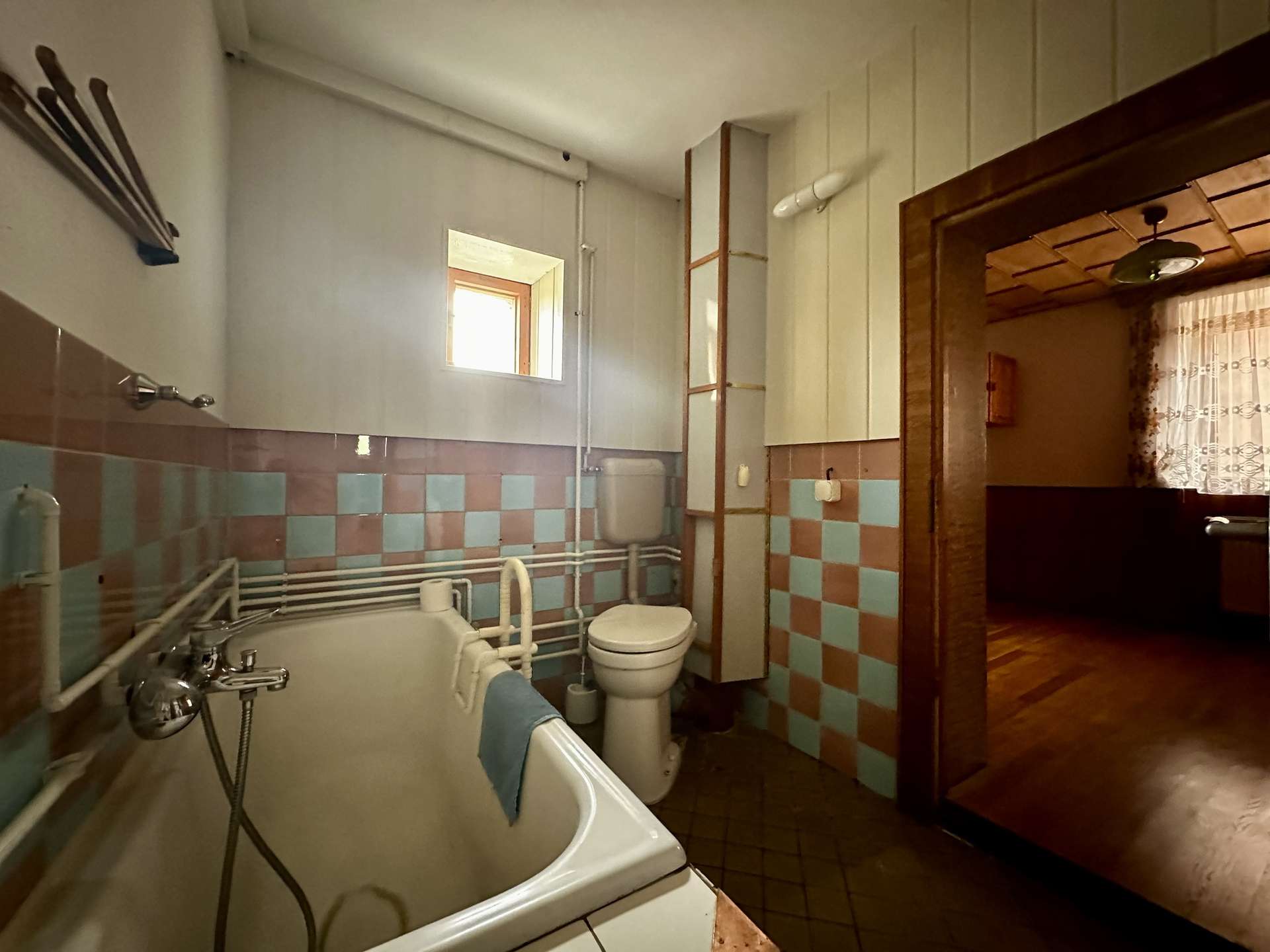 Badezimmer EG