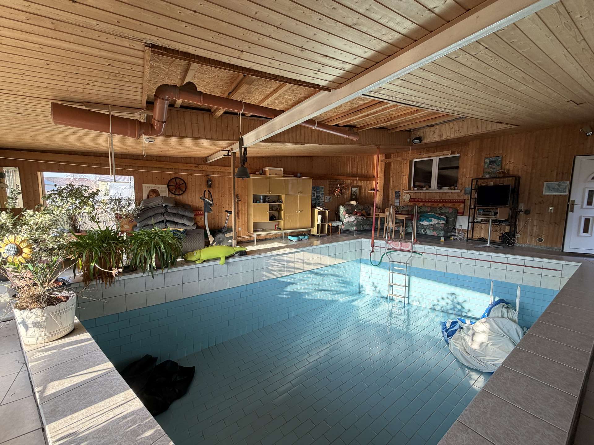Poolhaus 