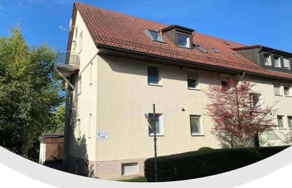 Renditestarke 4-Zi-DG-Whg mit Balkon & Garagenstellplatz in Esslingen