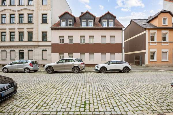 Solides MFH mit ca. 8 % IST-Rendite – voll vermietet & stabile Einnahmen