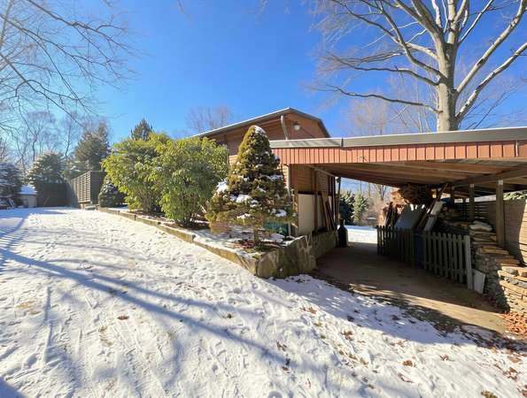 Ihr Wochenendtraum im Grünen – Kleines Haus auf idyllischem Freizeitgrundstück