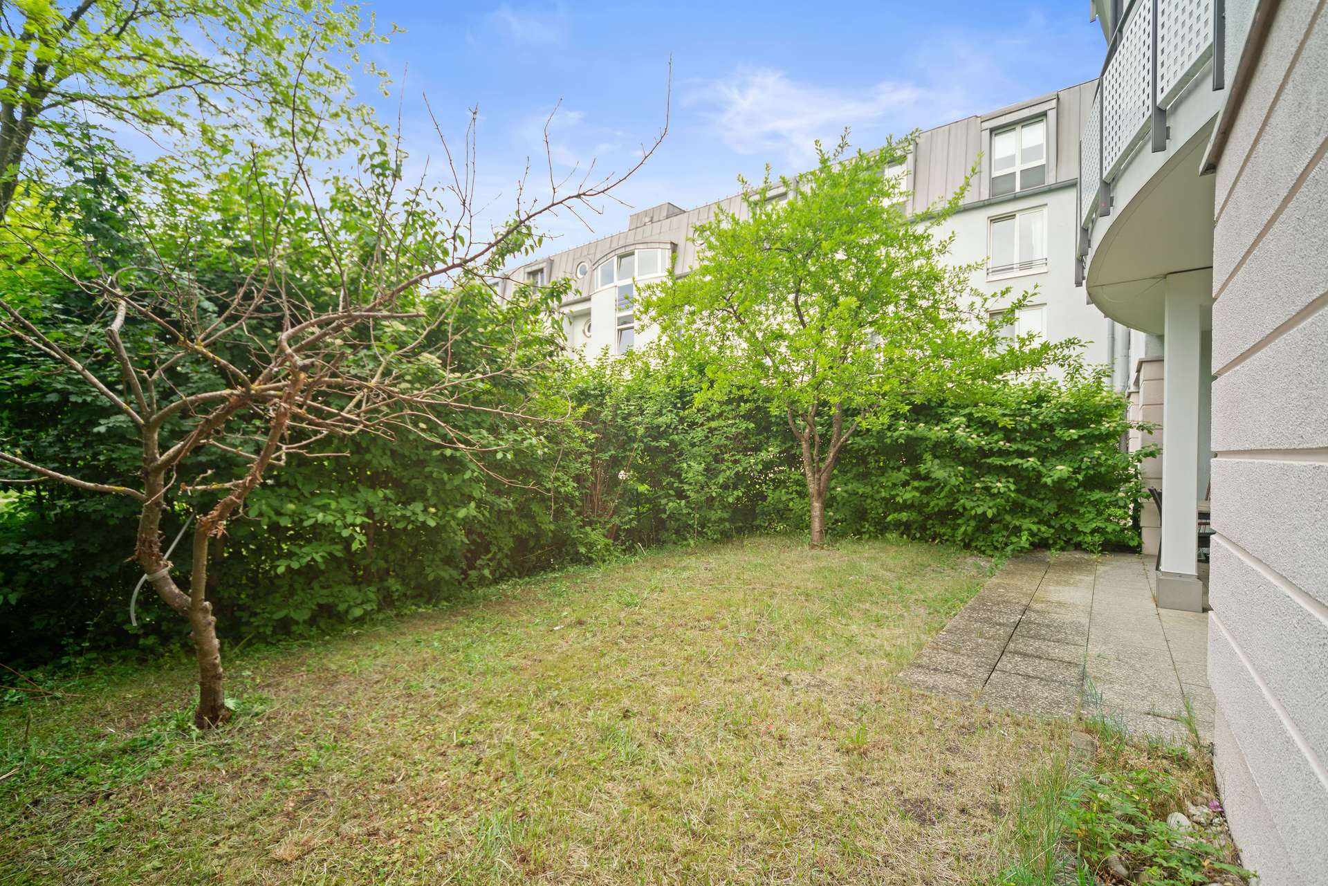 Großzügige Gartenwohnung mit traumhaftem Blick ins Grüne