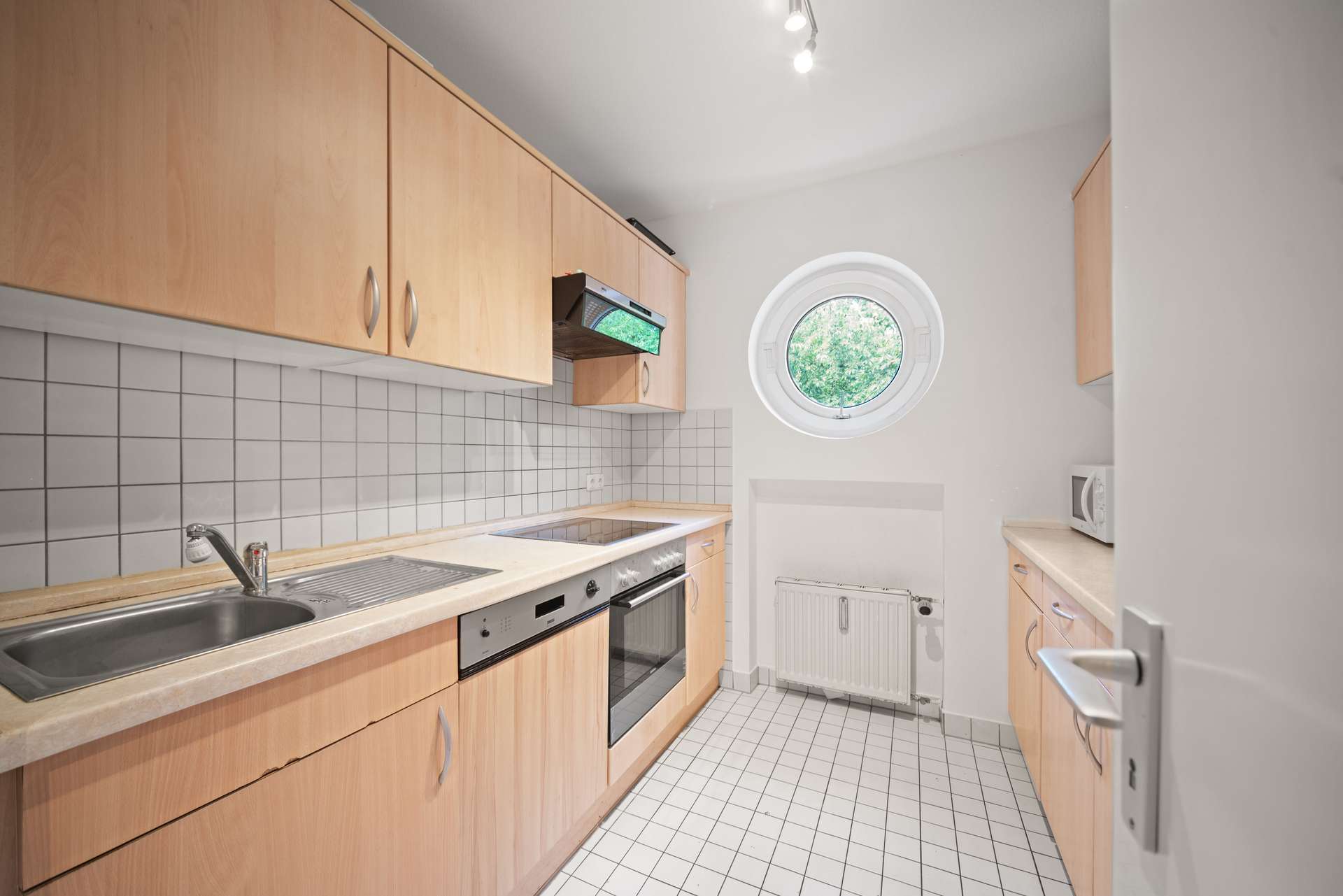 Ruhige & Stilvolle 3-Zimmer-Wohnung mit Loggia im Herzen Bogenhausens