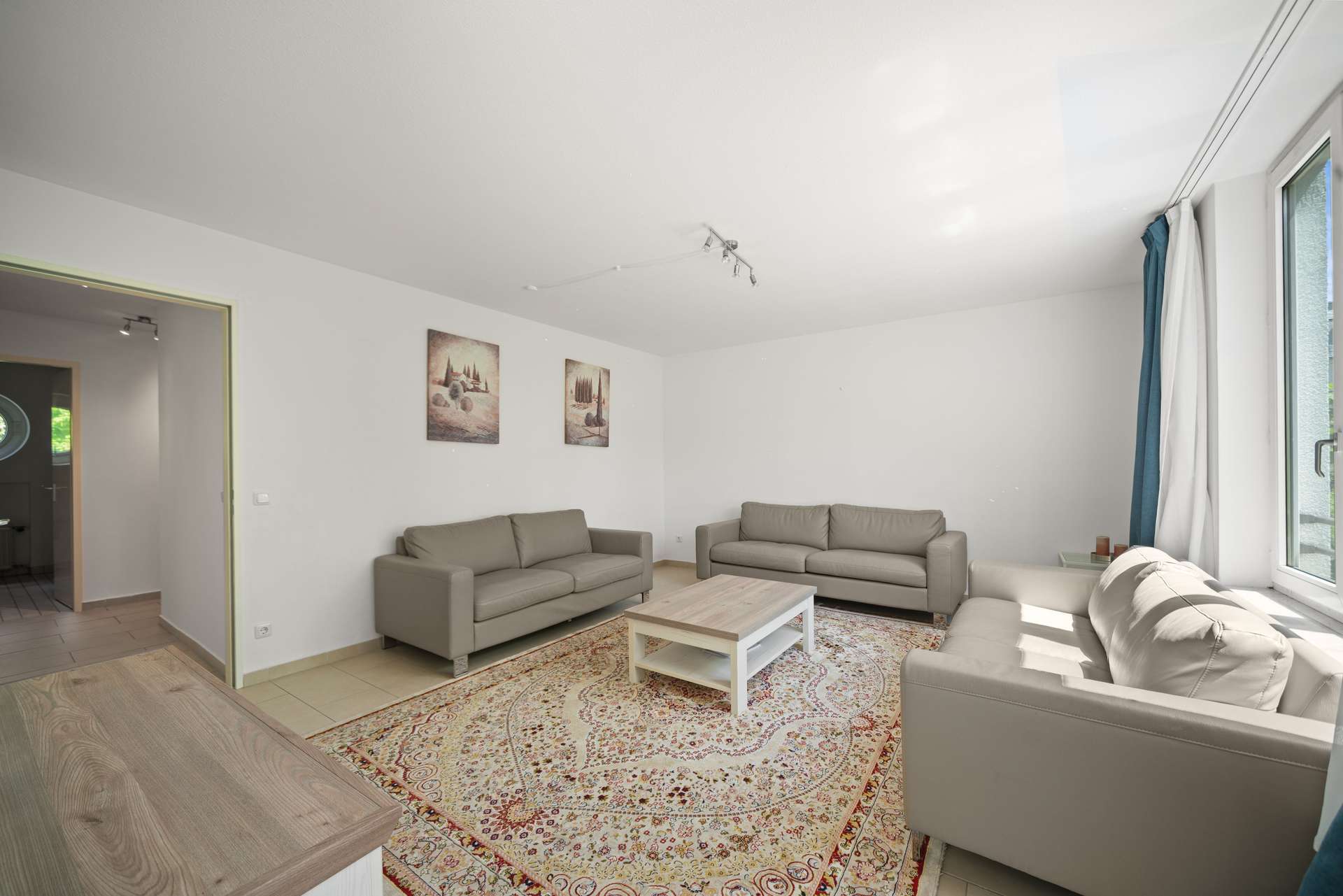 Ruhige & Stilvolle 3-Zimmer-Wohnung mit Loggia im Herzen Bogenhausens